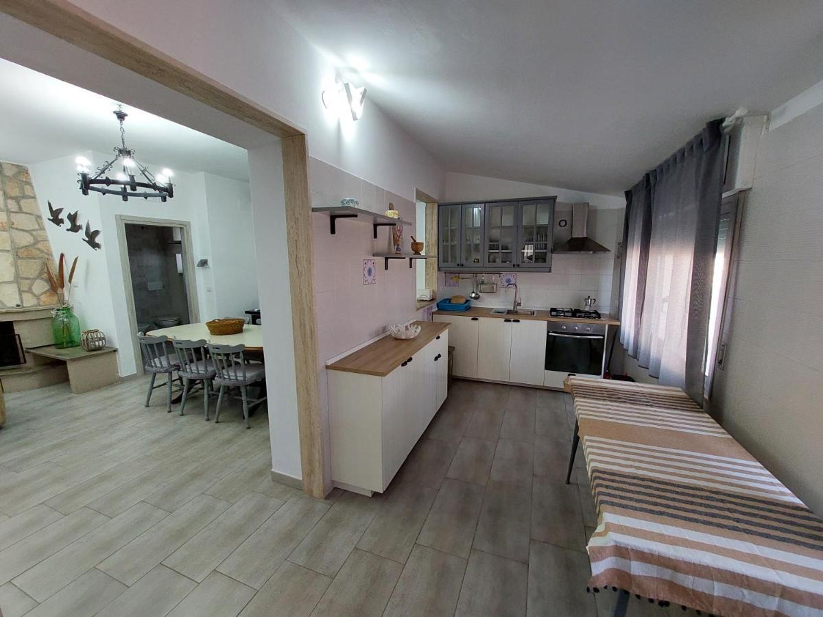 Dimora Carucci Apartment Ночи Екстериор снимка