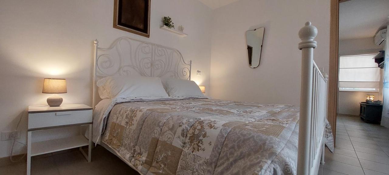 Dimora Carucci Apartment Ночи Екстериор снимка